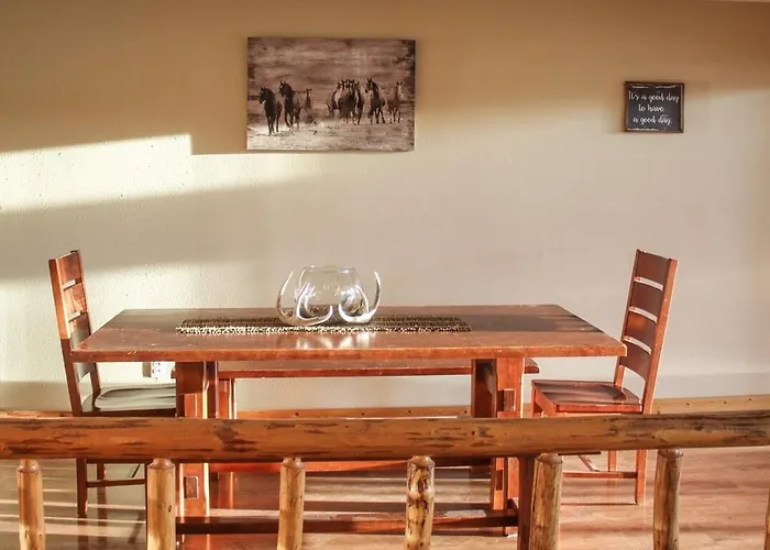 Relaxing Mountain View, 5 Bdr Sleeps 11, 4400 Sqft Ferienhaus