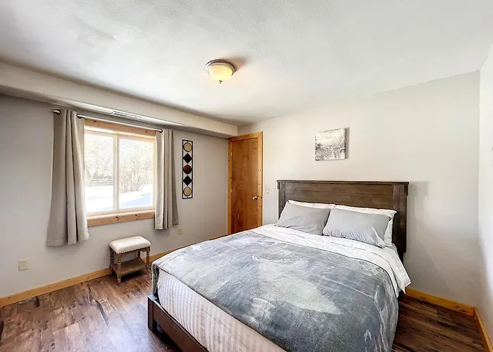 Ferienhaus Relaxing Mountain View, 5 Bdr Sleeps 11, 4400 Sqft