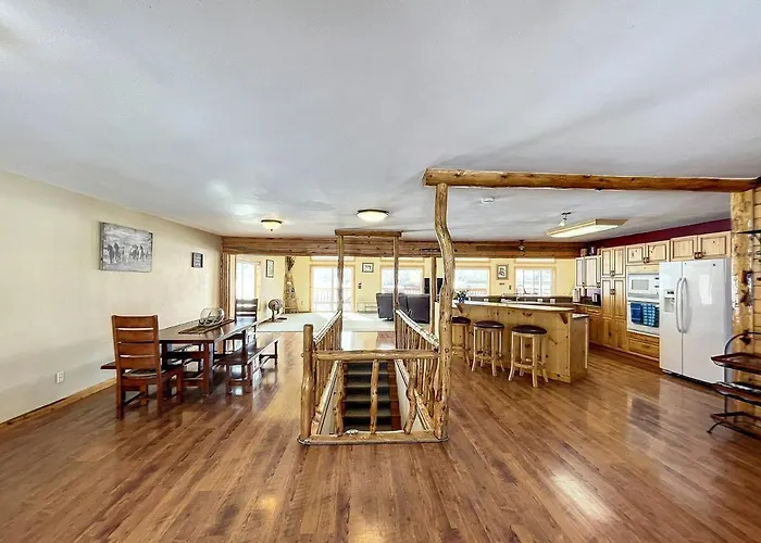 Relaxing Mountain View, 5 Bdr Sleeps 11, 4400 Sqft Ferienhaus
