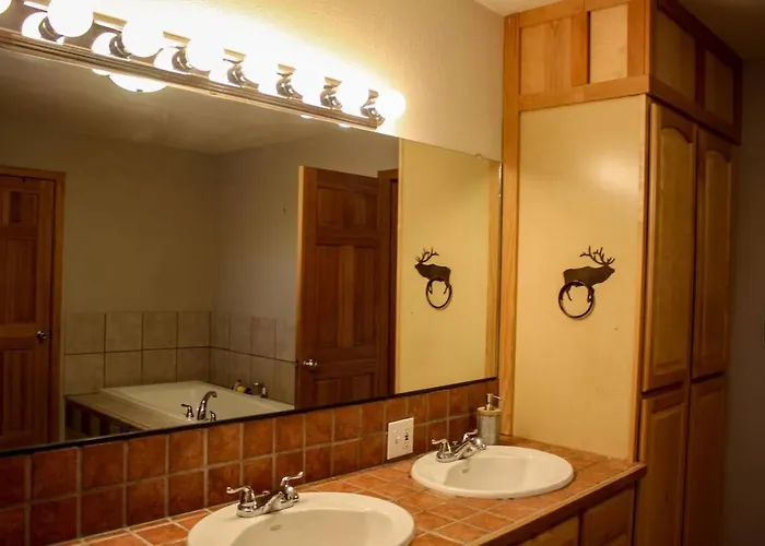Ferienhaus Relaxing Mountain View, 5 Bdr Sleeps 11, 4400 Sqft